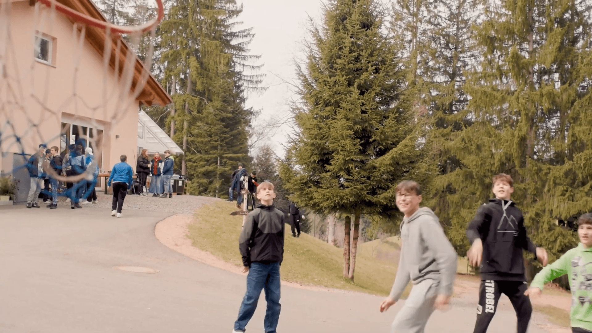 Heimweh auf Klassenfahrt: sicher begleiten